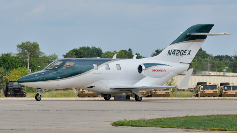 Illustration for article titled The HondaJet Is Also Beautiful On The Inside